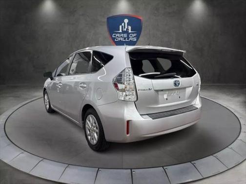 2012 Toyota Prius v Two