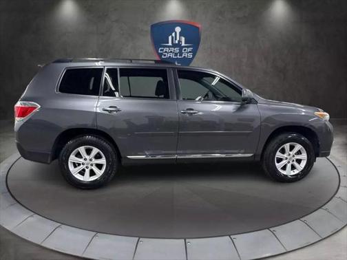 2013 Toyota Highlander SE