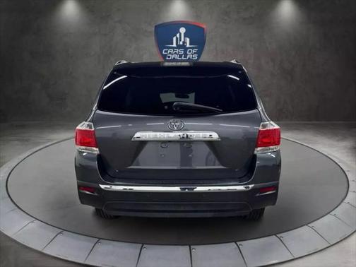 2013 Toyota Highlander SE