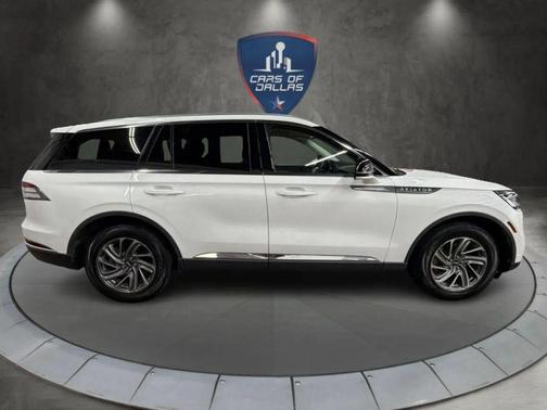 2021 Lincoln Aviator Standard AWD