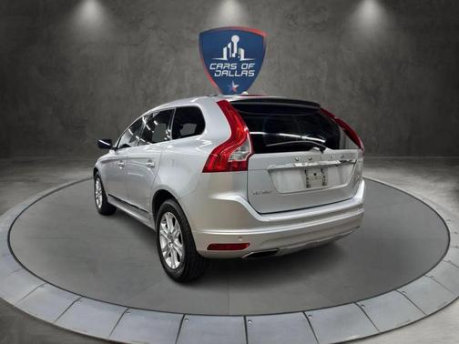 Bright Silver Metallic 2016 Volvo XC60 T5 Drive-E Premier