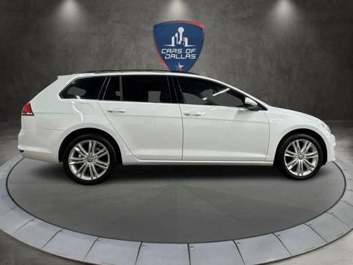 2015 Volkswagen Golf SportWagen TDI SE 4-Door