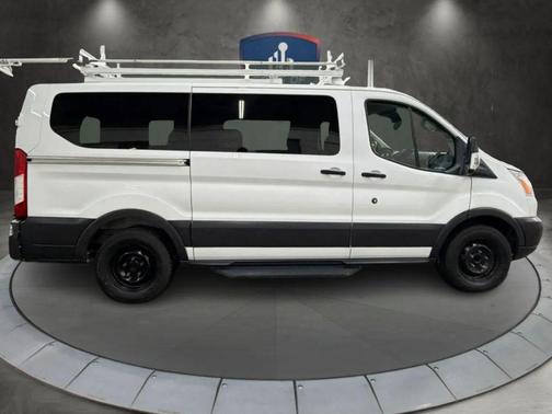 2017 Ford Transit-150 XLT