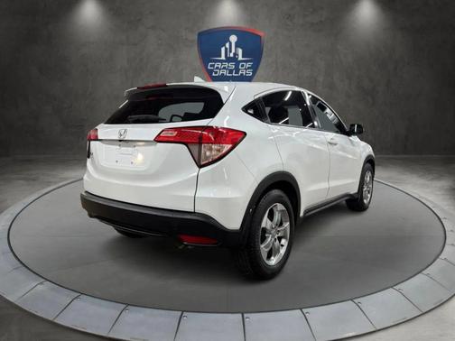 White Orchid Pearl 2017 Honda HR-V LX