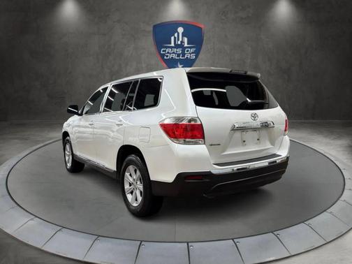 Blizzard Pearl 2012 Toyota Highlander Base