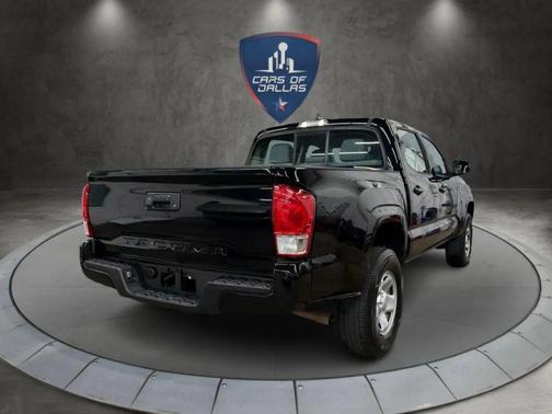 2017 Toyota Tacoma SR