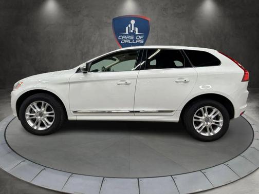 White 2015 Volvo XC60 T5 Platinum