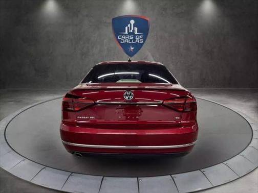 2018 Volkswagen Passat 2.0T SEL Premium