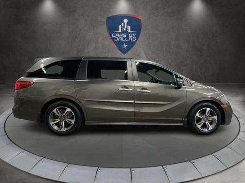 Gray 2018 Honda Odyssey Touring