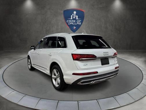2022 Audi Q7 55 Premium