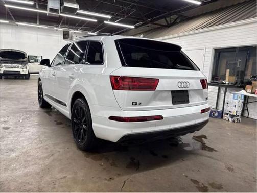 2017 Audi Q7 3.0T Premium