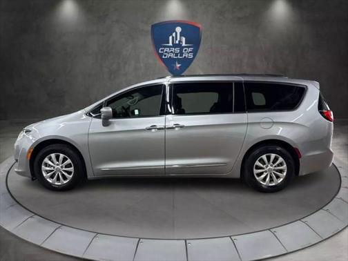 2018 Chrysler Pacifica Touring-L