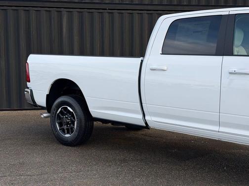 Bright White Clearcoat 2026 RAM 2500 Laramie Crew Cab 4x4 8' Box