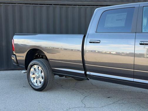 Silver Zynith 2026 RAM 2500 Laramie Crew Cab 4x4 8' Box