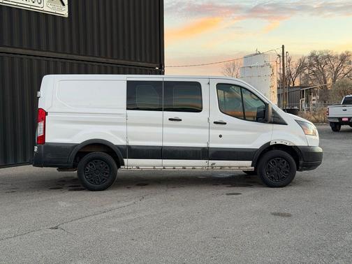 Oxford White 2015 Ford Transit-250 Base