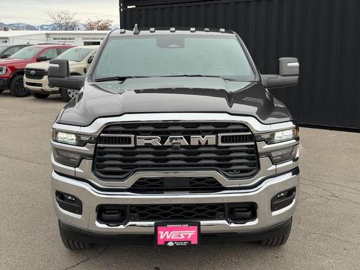 Granite Crystal Metallic Clearcoat 2026 RAM 3500 Tradesman