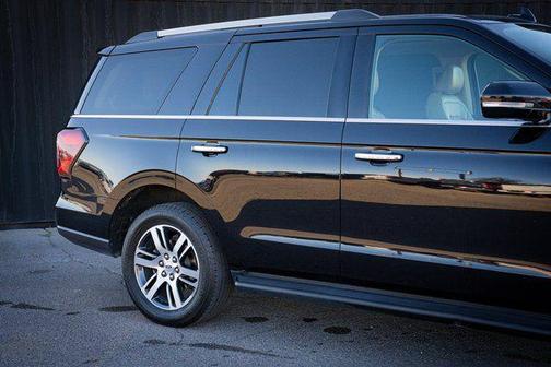 Black Metallic 2024 Ford Expedition Limited