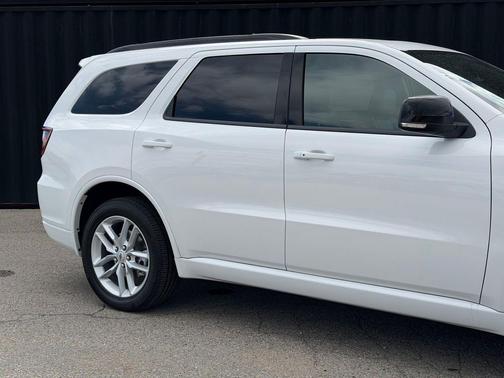 White Knuckle Clearcoat 2026 Dodge Durango GT Plus