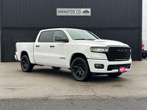 Bright White Clearcoat 2026 RAM 1500 Laramie
