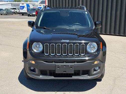 Black 2018 Jeep Renegade Latitude