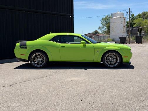 Sublime Metallic Clearcoat 2023 Dodge Challenger R/T Scat Pack Widebody