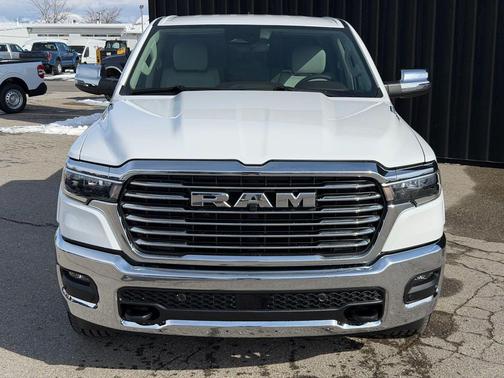 Bright White Clearcoat 2026 RAM 1500 Laramie
