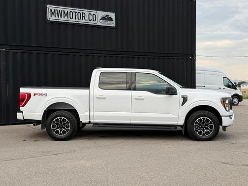 Oxford White 2023 Ford F-150 XLT