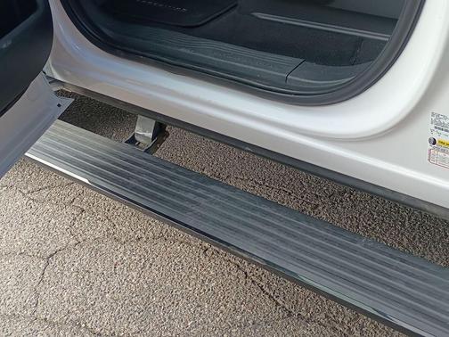 Oxford White 2025 Ford Expedition Max Platinum