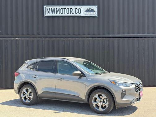 Gray Metallic 2025 Ford Escape ST-Line