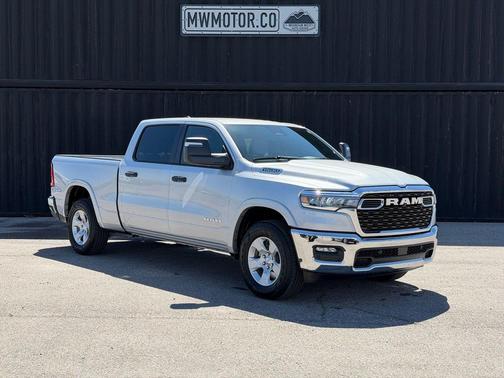 Silver Zynith 2026 RAM 1500 Big Horn/Lone Star