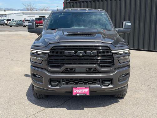 Granite Crystal Metallic Clearcoat 2026 RAM 3500 Laramie Crew Cab 4x4 6'4' Box
