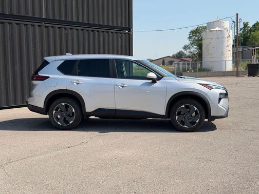 Brilliant Silver Metallic 2025 Nissan Rogue SV