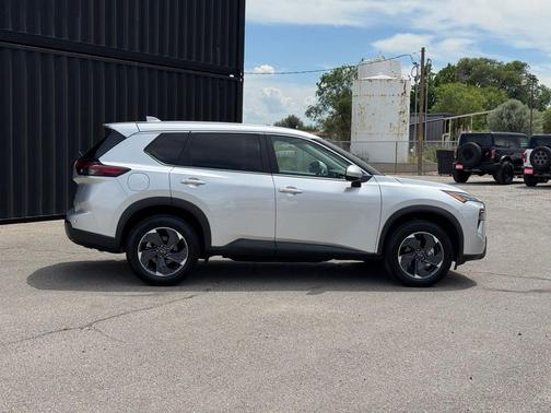 Brilliant Silver Metallic 2025 Nissan Rogue SV