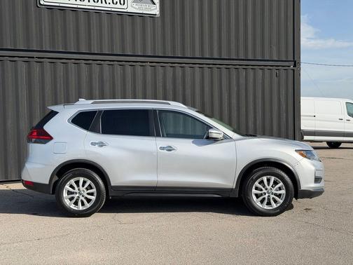 Brilliant Silver Metallic 2020 Nissan Rogue SV
