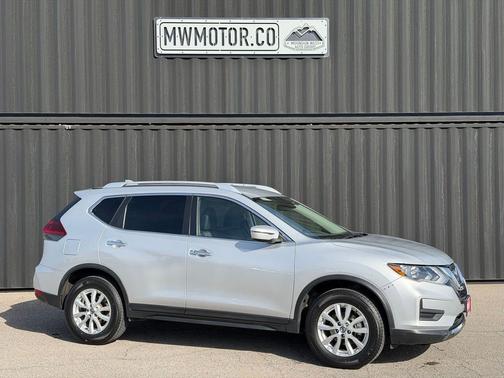 Brilliant Silver Metallic 2020 Nissan Rogue SV