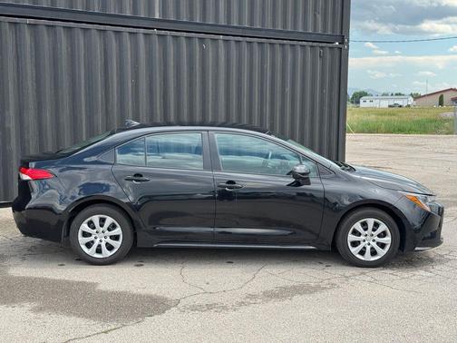 Midnight Black Metallic 2025 Toyota Corolla LE