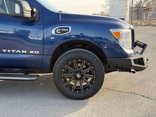 2019 Nissan Titan XD SV