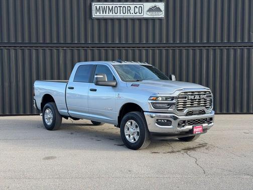 Silver Zynith 2026 RAM 3500 Big Horn Crew Cab 4x4 6'4' Box