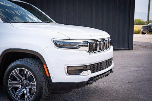 2025 Jeep Wagoneer 4x4