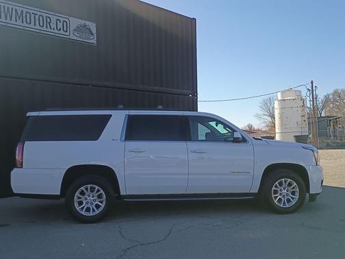 2019 GMC Yukon XL SLT