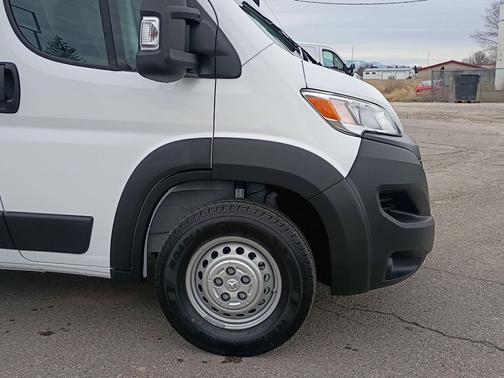 Bright White Clearcoat 2026 RAM ProMaster 2500 Tradesman