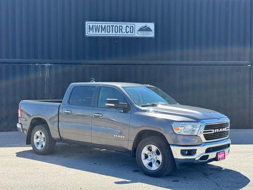 Granite Crystal Metallic Clearcoat 2020 RAM 1500 Big Horn/Lone Star