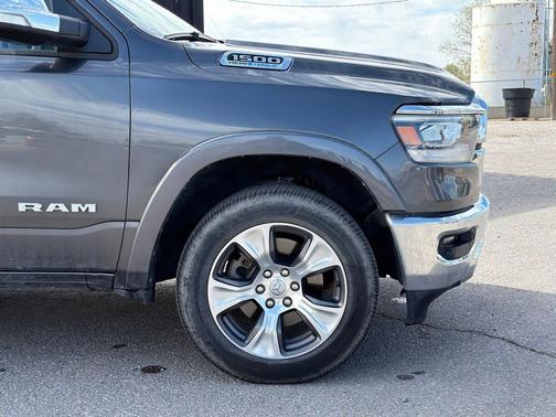 Granite Crystal Metallic Clearcoat 2022 RAM 1500 Laramie