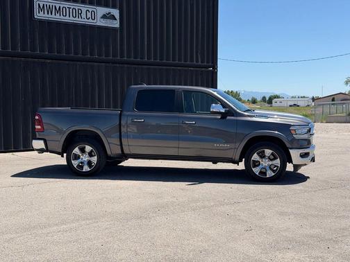 Granite Crystal Metallic Clearcoat 2022 RAM 1500 Laramie