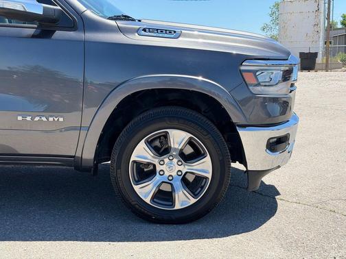 Granite Crystal Metallic Clearcoat 2022 RAM 1500 Laramie