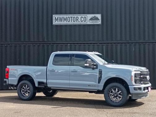 Glacier Gray Metallic Tri-Coat 2025 Ford F-350 Platinum