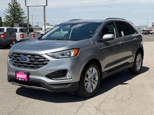 Silver Metallic 2020 Ford Edge Titanium