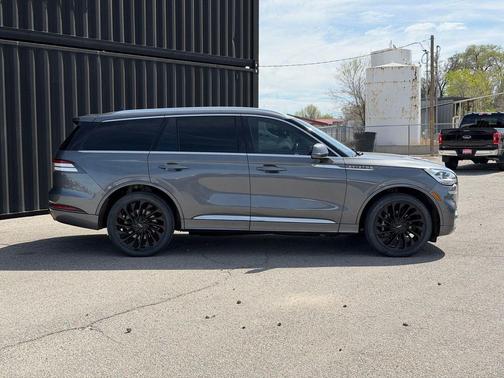 Asher Gray 2021 Lincoln Aviator Reserve AWD
