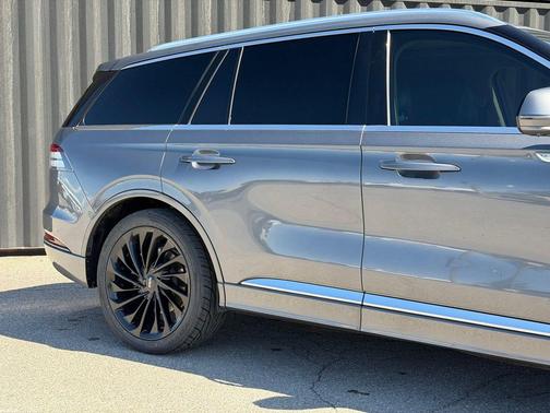 Asher Gray 2021 Lincoln Aviator Reserve AWD