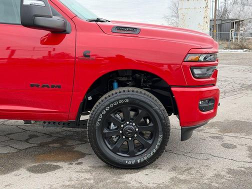 Flame Red Clearcoat 2026 RAM 2500 Big Horn Crew Cab 4x4 6'4' Box